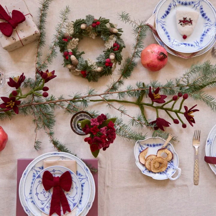 Wreath with Red Berries, Leaves and Acorns by Én Gry &amp; Sif