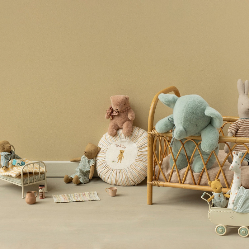 Safari Friends, Elephant Plush | Medium by Maileg
