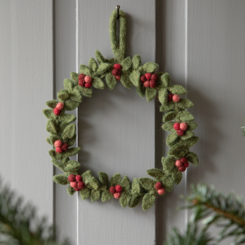 Big Green Wreath with Red Berries by Én Gry & Sif