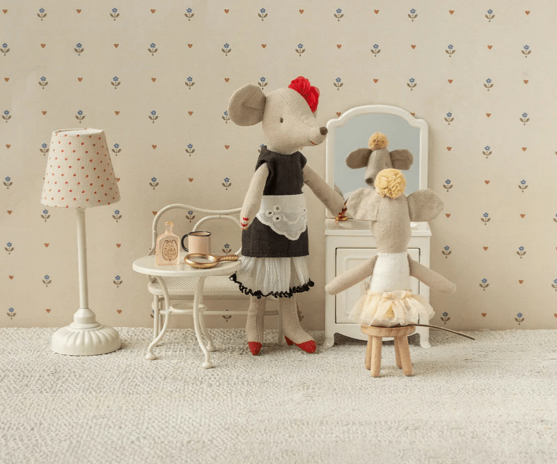 Beautician Mouse, Mum by Maileg - Maude Kids Decor