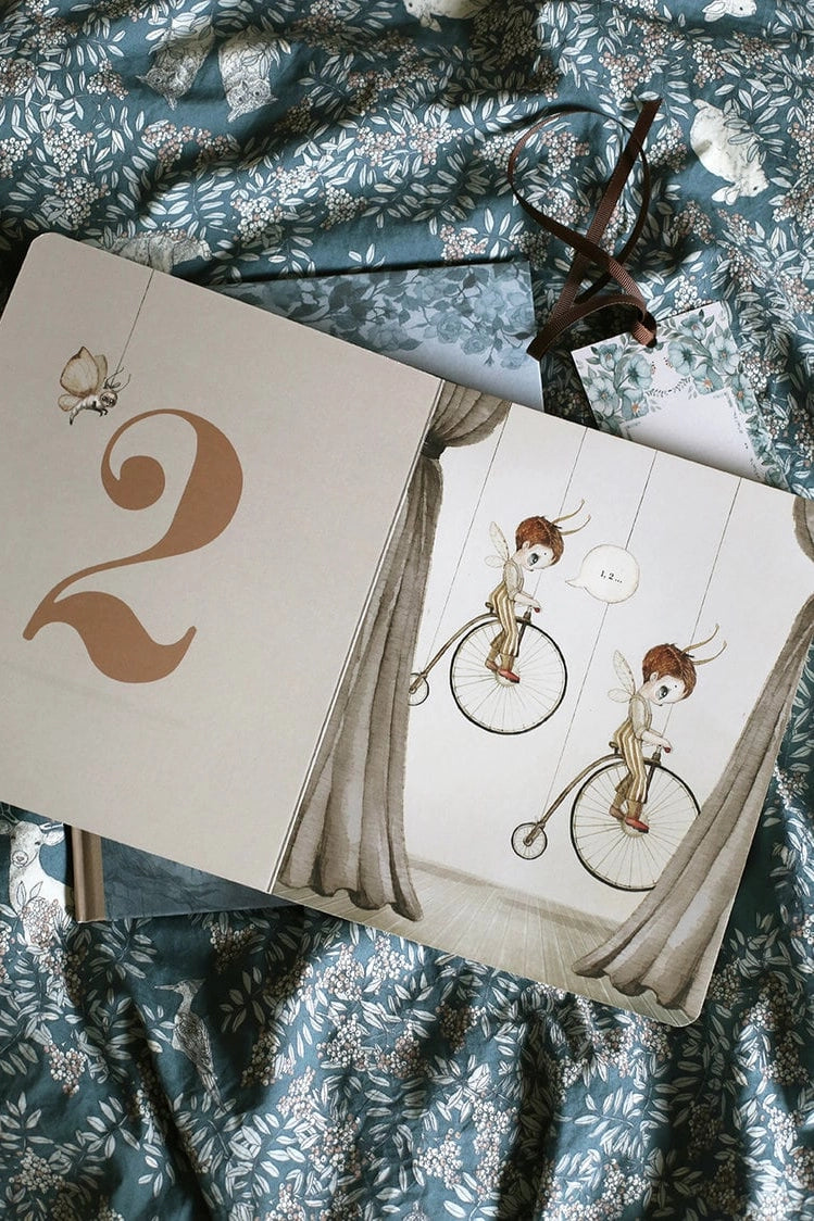 123 | Board Book by Mrs Mighetto