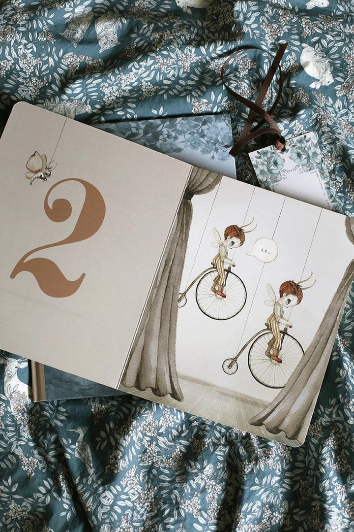 123 | Board Book by Mrs Mighetto
