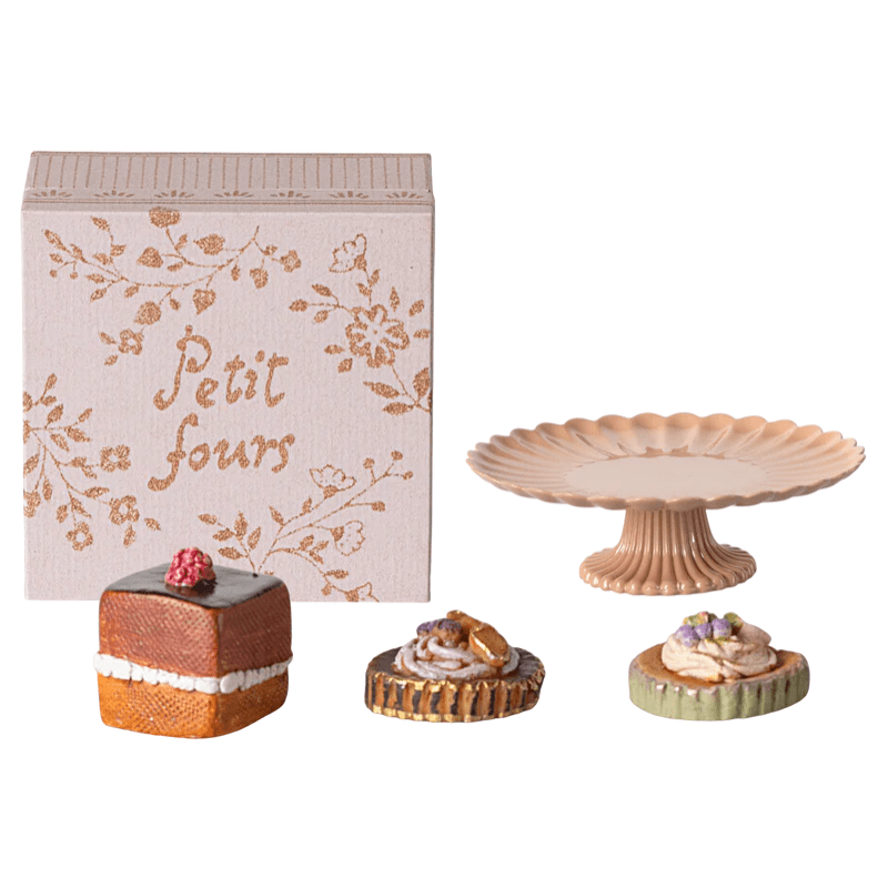 Cakes and Cakestand, Miniature by Maileg - Maude Kids Decor