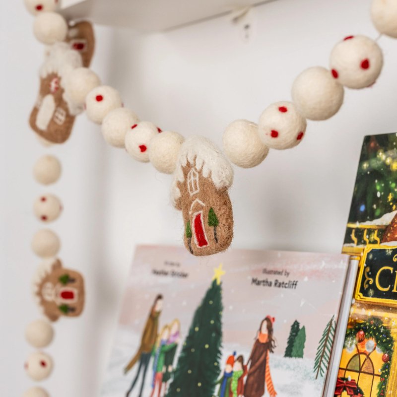 Gingerbread Houses Christmas Felt Garland by Lil&