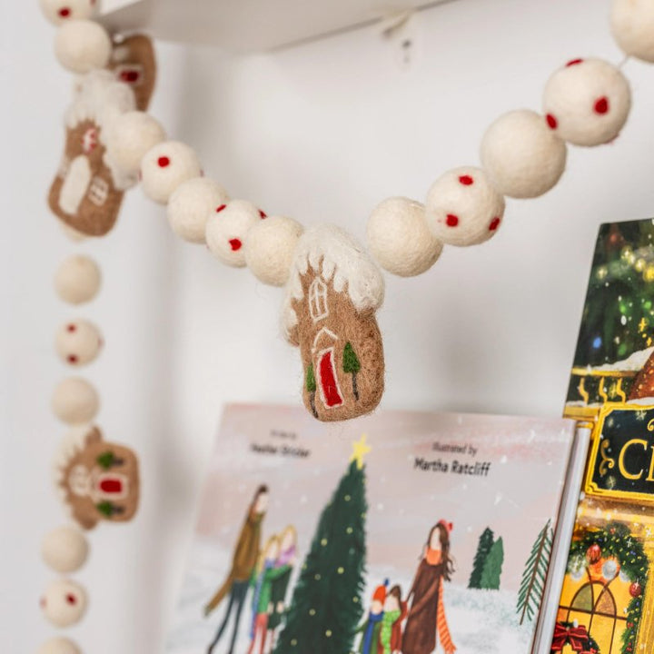 Gingerbread Houses Christmas Felt Garland by Lil&