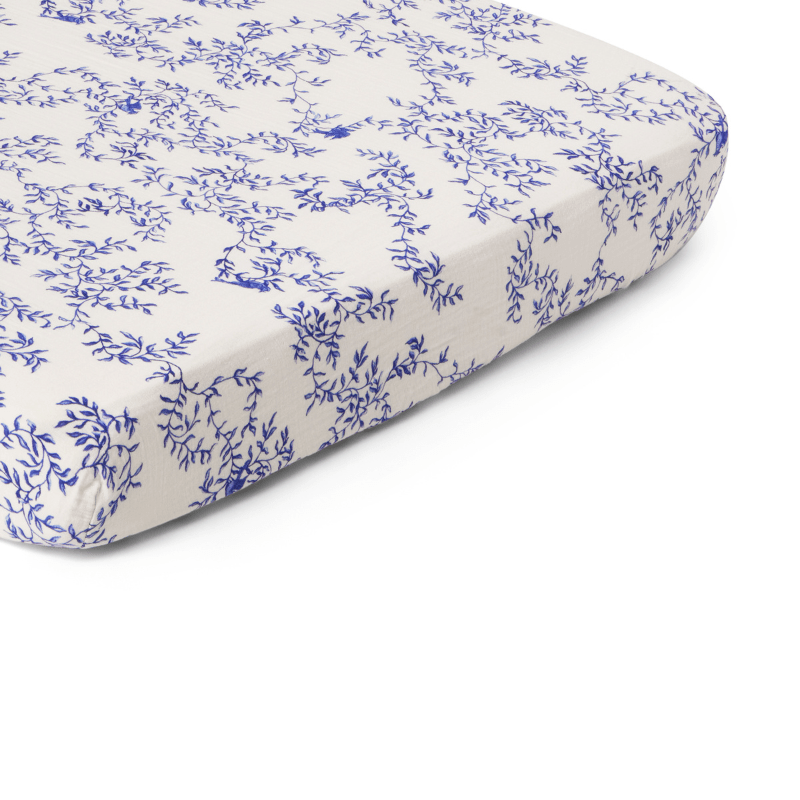Muslin Fitted Crib Sheet | Jardim by Garbo &amp; Friends - Maude Kids Decor