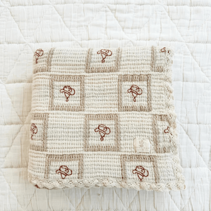 PREORDER | Round Up Quilt by New Grain - Maude Kids Decor