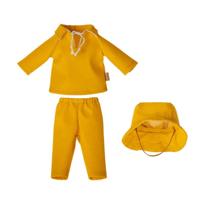Rainwear with Hat for Teddy Dad by Maileg - Maude Kids Decor
