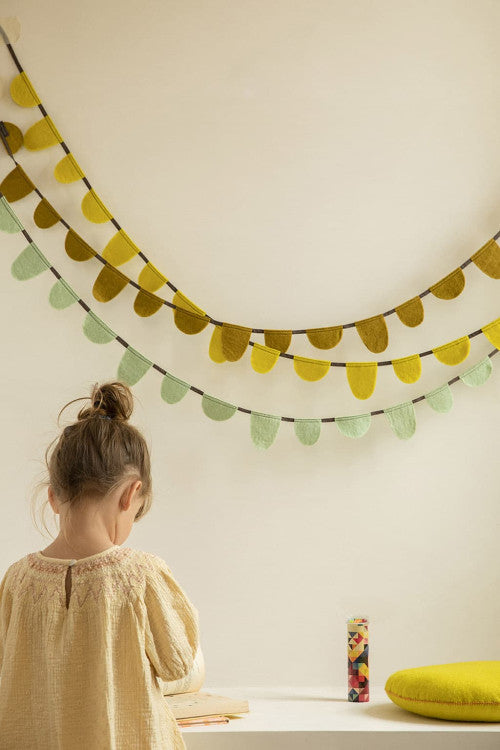 Round Flag Garland by Muskhane