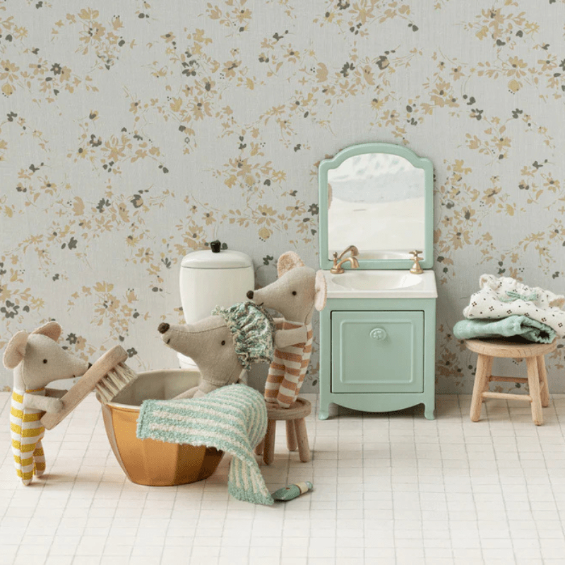Wellness Mouse, Big Sister by Maileg - Maude Kids Decor