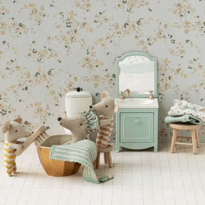 Wellness Mouse, Big Sister by Maileg - Maude Kids Decor