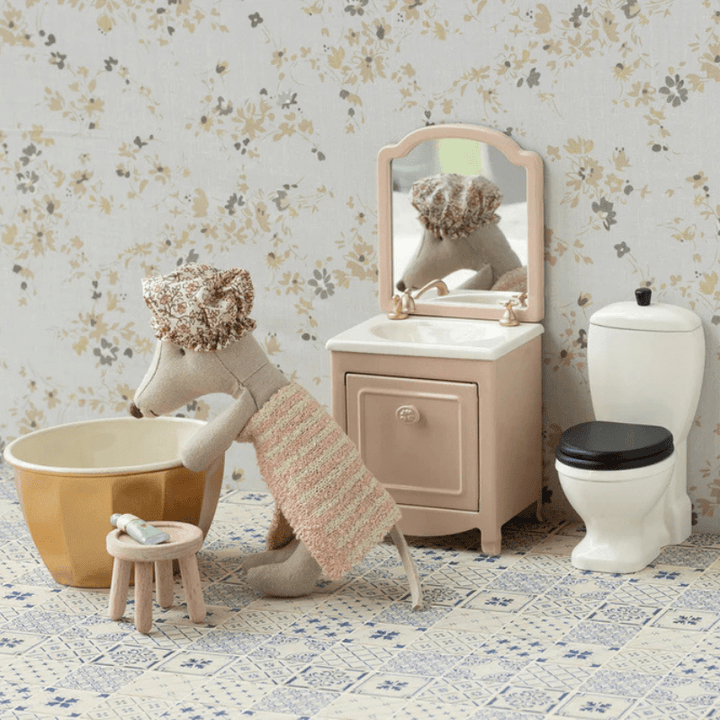 Wellness Mouse, Big Sister by Maileg - Maude Kids Decor