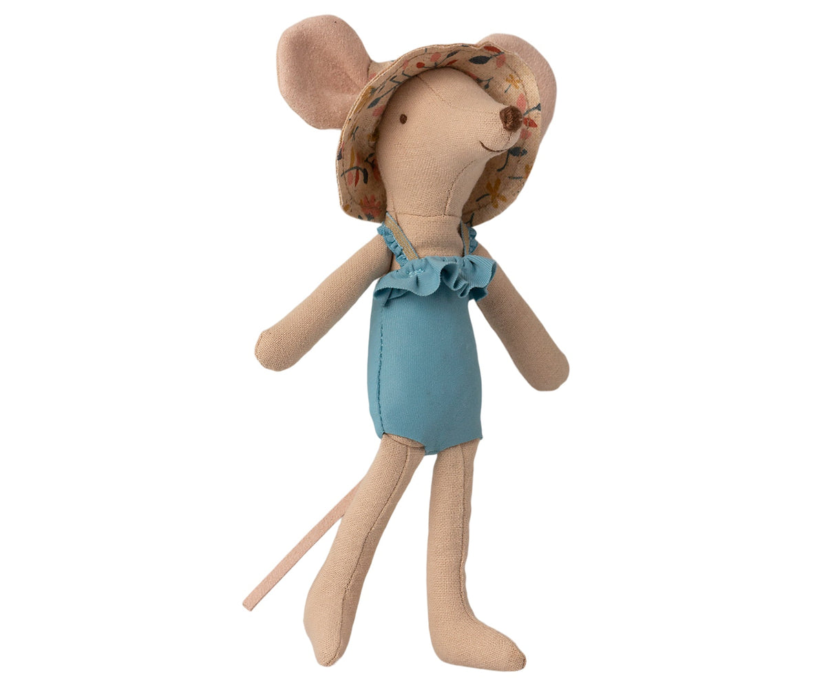 Beach mice, Mum in Cabin de Plage | Beach Collection by Maileg