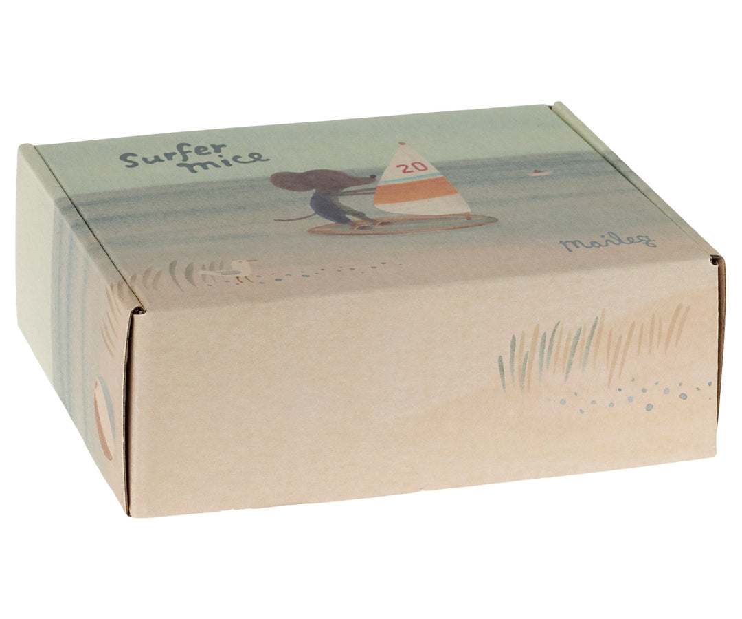 Beach mice, Surfer Little Brother | Beach Collection by Maileg