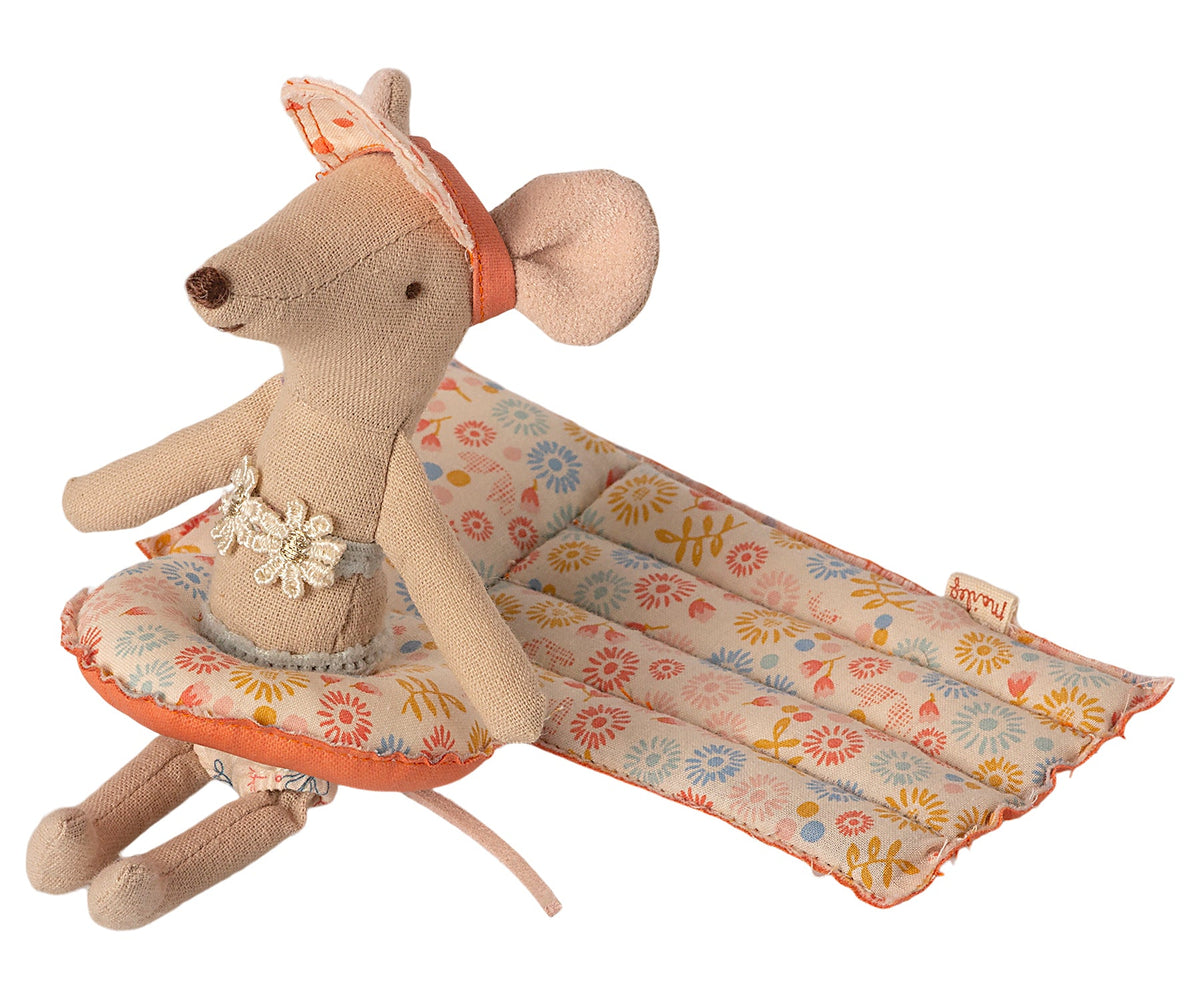 Beach Tube, Small Mouse | Beach Collection by Maileg