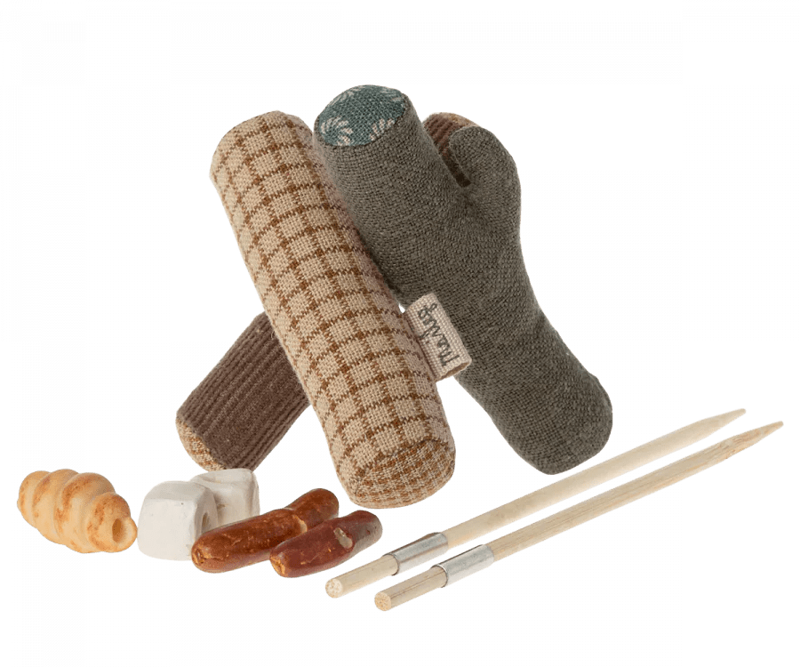Bonfire Set, Mouse | Hiker Collection by Maileg