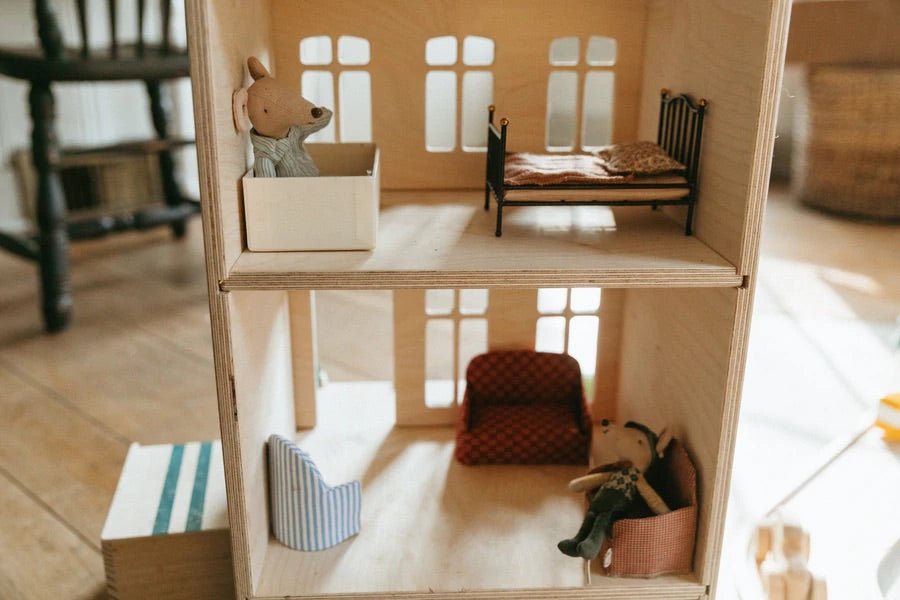 Brooklyn Doll House by Conifer Toys