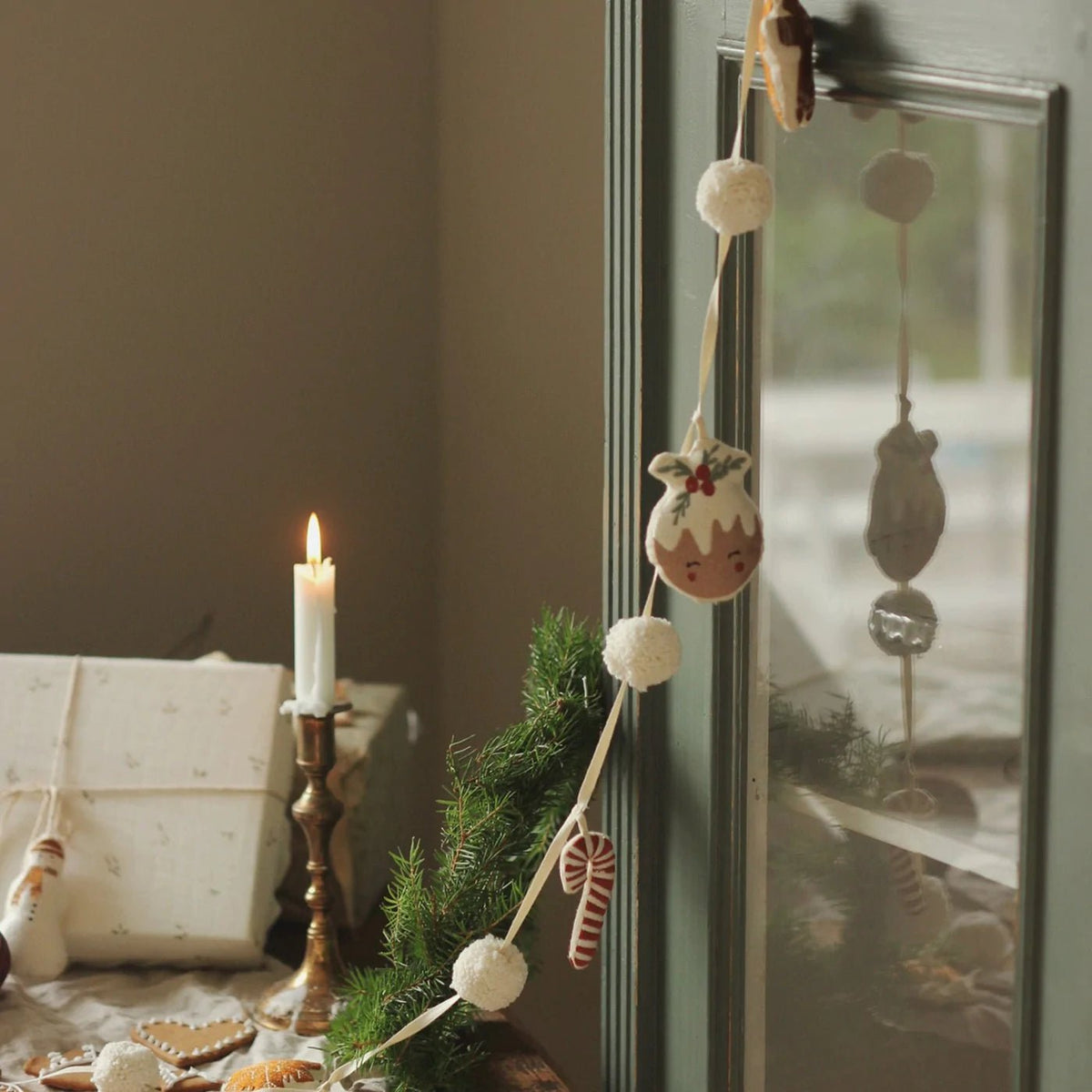 Christmas Garland | Festive Fancies by Avery Row