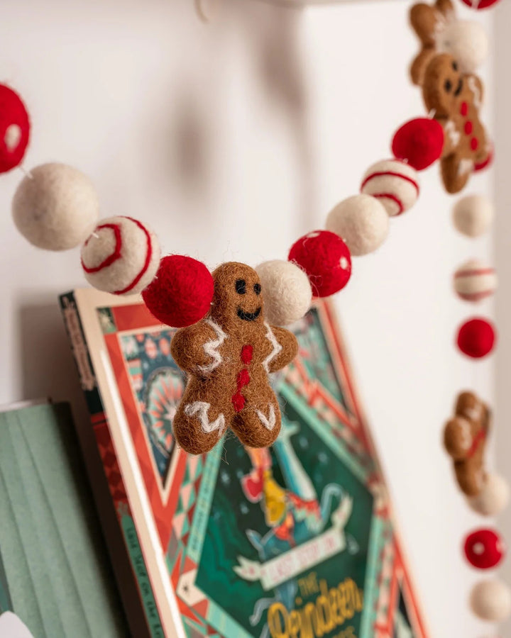Red Gingerbread Felt Christmas Garland by Lil&