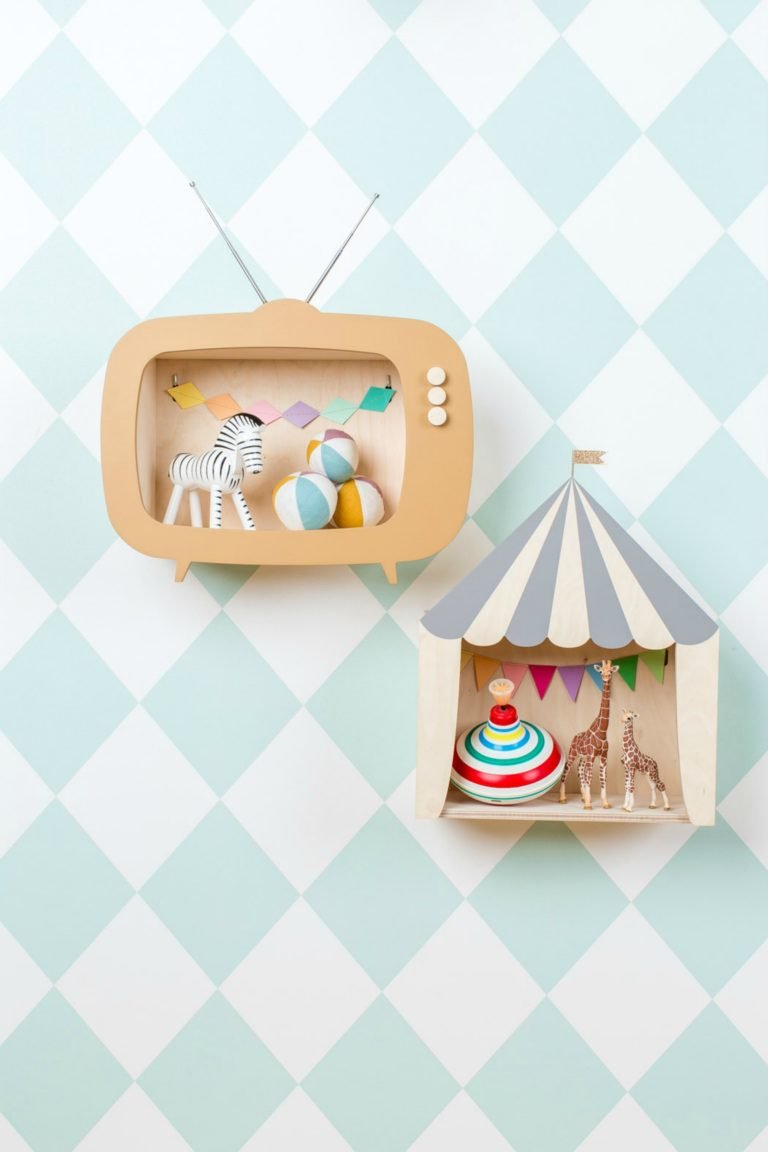 TV Shelf "Teevee" | Caramel Brown by Up! Warsaw - Maude Kids Decor